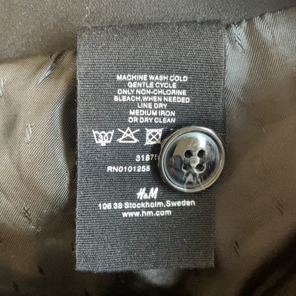 H&M Women’s 3 Button Knee Length Skirt Size 6 - Picture 8 of 8